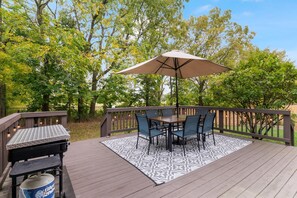 Outdoor dining - 10 Min to Grand Park/3 Car Garage/Office (Westfield)