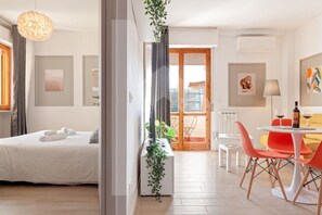 2 Schlafzimmer, Schreibtisch, WLAN, Bettwäsche