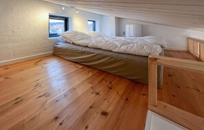 4 多间卧室、旅行婴儿床、免费 WiFi