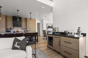 TV, fireplace, offices