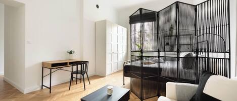 Fer et planche à repasser, Wi-Fi, draps fournis