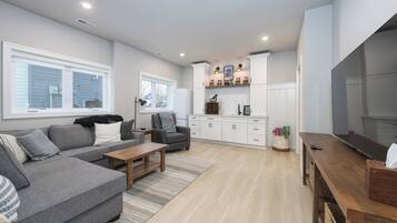 Smart TV, fireplace, books