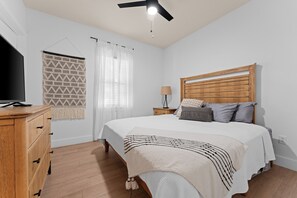 4 bedrooms, iron/ironing board, travel cot, WiFi