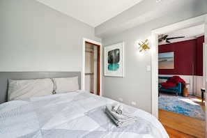 4 Schlafzimmer, Bügeleisen/Bügelbrett, WLAN, Bettwäsche