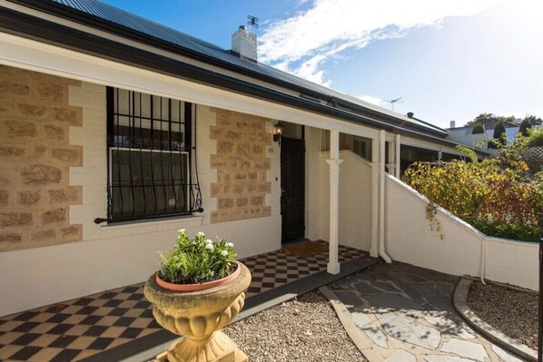 Exterior detail - North Adelaide - Row Cottage - “Monte” (North Adelaide)