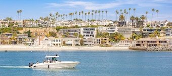 Private and quiet, and only minutes from the beach and Pacific Ocean!