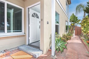 تفاصيل الفندق من الخارج