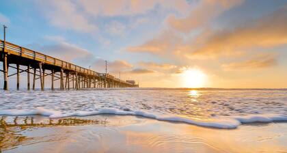 Private and quiet, and only minutes from the beach and Pacific Ocean!