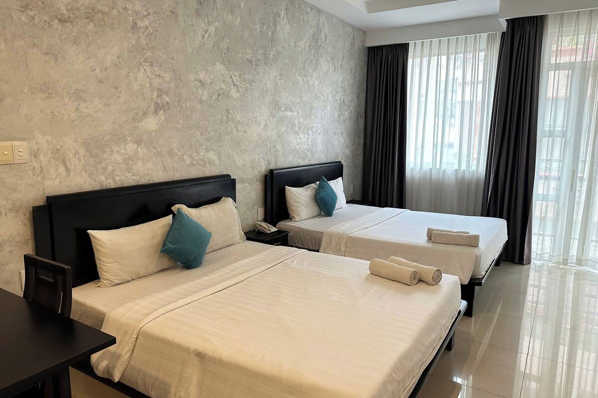 Family Room | 1 bedroom, Egyptian cotton sheets, premium bedding, memory foam beds