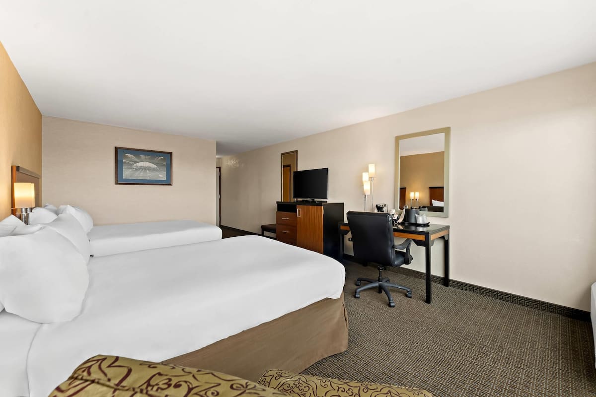 Chambre Standard, 2 grands lits, non-fumeurs | Bureau, Wi-Fi gratuit