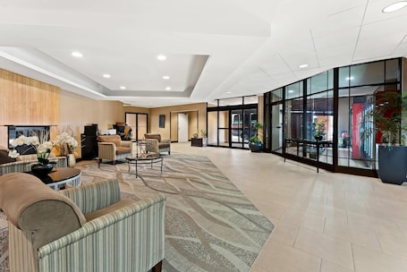 Lobby. Quality Hotel Philadelphia Airport
