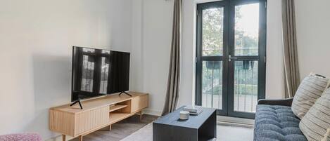 テレビ、ステレオ