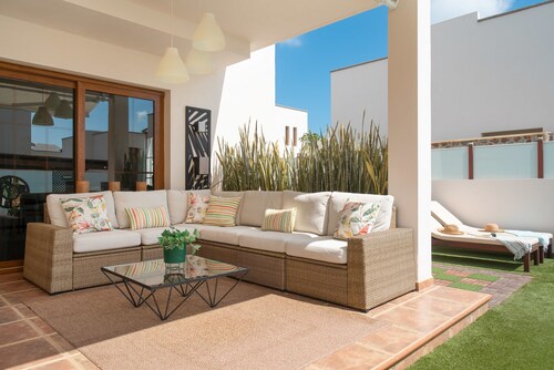 Lanzahost "Villa JABA"