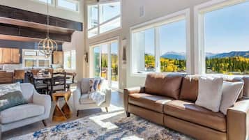 TV, fireplace, stereo, offices