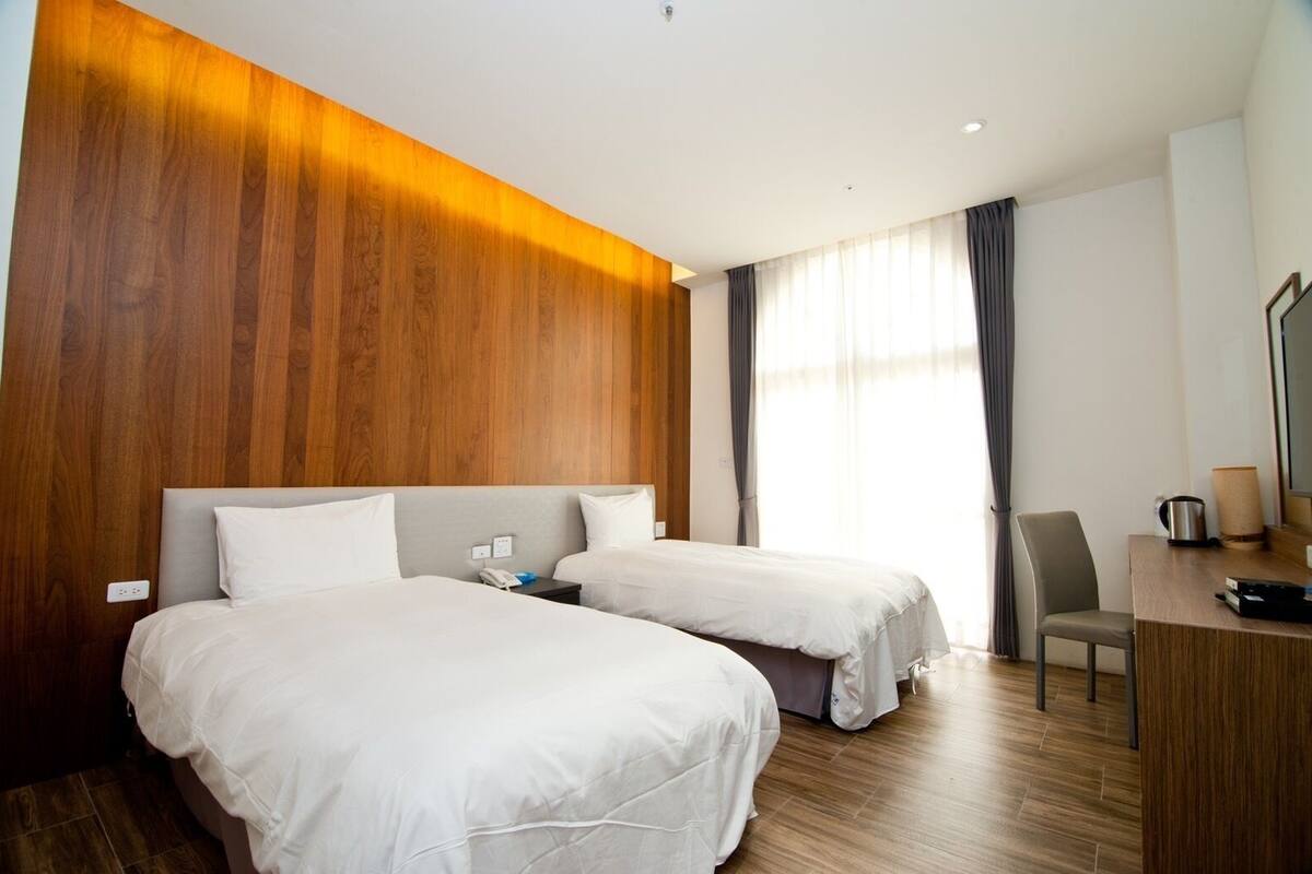 舒適雙床房, 陽台, 海景 | 免費無線上網