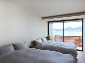 2 bedrooms, desk, iron/ironing board, free WiFi - Villa A A private lodging facility with a sauna and a panoramic view of the Kanmon Strait and Kanm / Shimonoseki Yamaguchi (Shimonoseki)