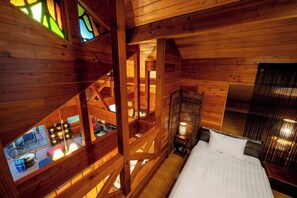 3 quartos, escrivaninha, Wi-Fi de cortesia, roupa de cama
