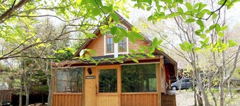 16 Vermont Cottage / Agatsuma County Gunma