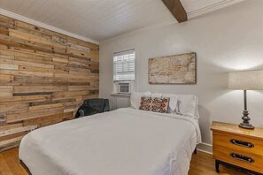 2 Schlafzimmer, Reisekinderbett, WLAN, Bettwäsche