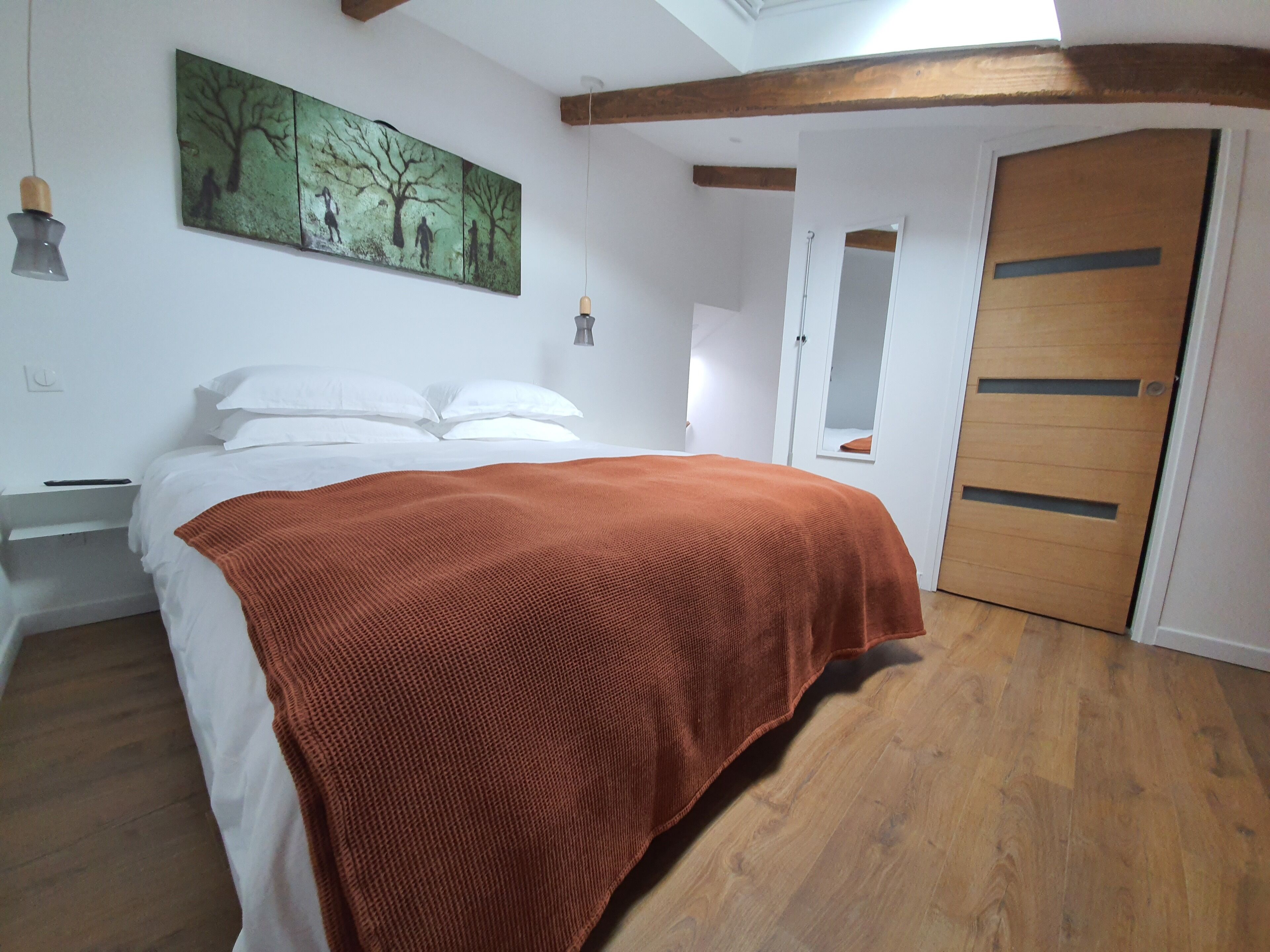 2 bedrooms, WiFi, bed sheets