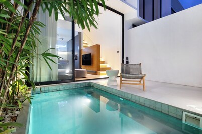 The Oasis II Townhouses by BREIG