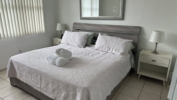 3 dormitorios, tabla de planchar con plancha, wifi gratis y ropa de cama