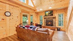 Unclassified image, 2 of 30, button - Crab Creek Cabin in Hendersonville (Hendersonville)