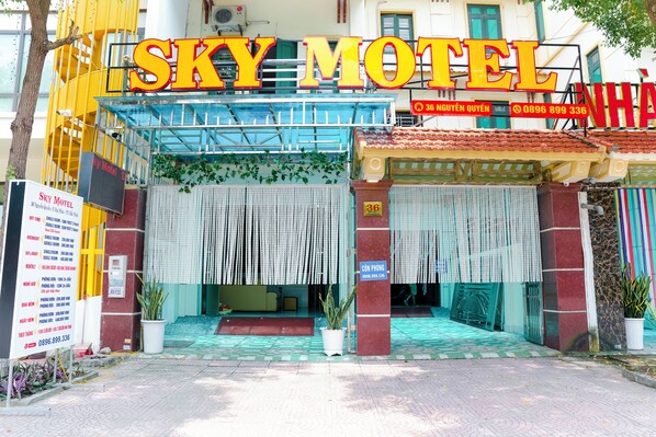 Exterior - Sky Hotel - Bac Ninh (Bac Ninh)