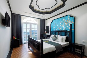 Deluxe Double Room, Sea View | Minibar, desk, free WiFi, bed sheets - De Stefano Coffee and Hotel (Phu Quoc)