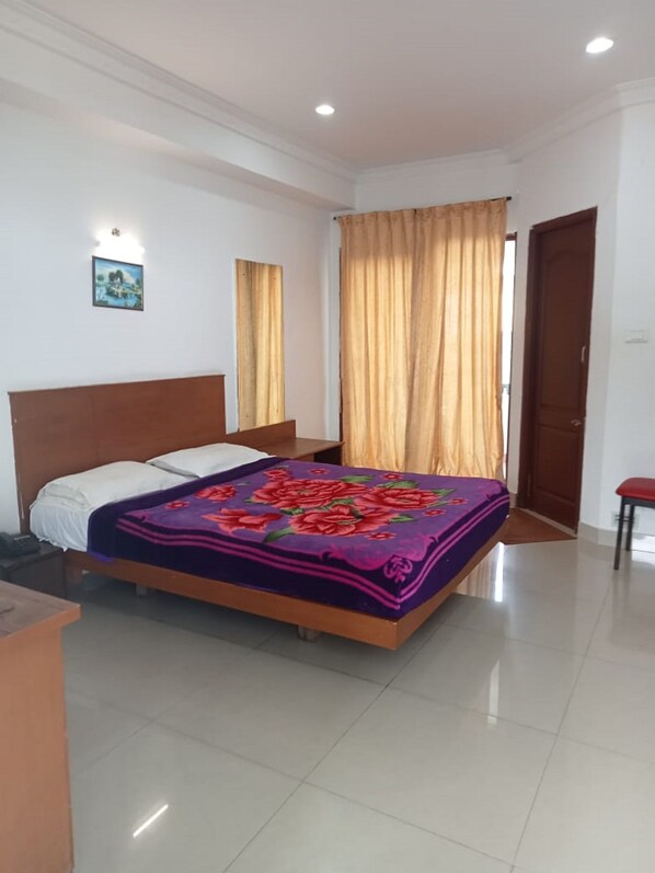 Standardzimmer | Hochwertige Bettwaren, schallisolierte Zimmer, kostenloses WLAN