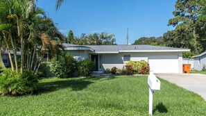 Exterior - Serenity by the Sea - Seminole, Florida (Seminole)