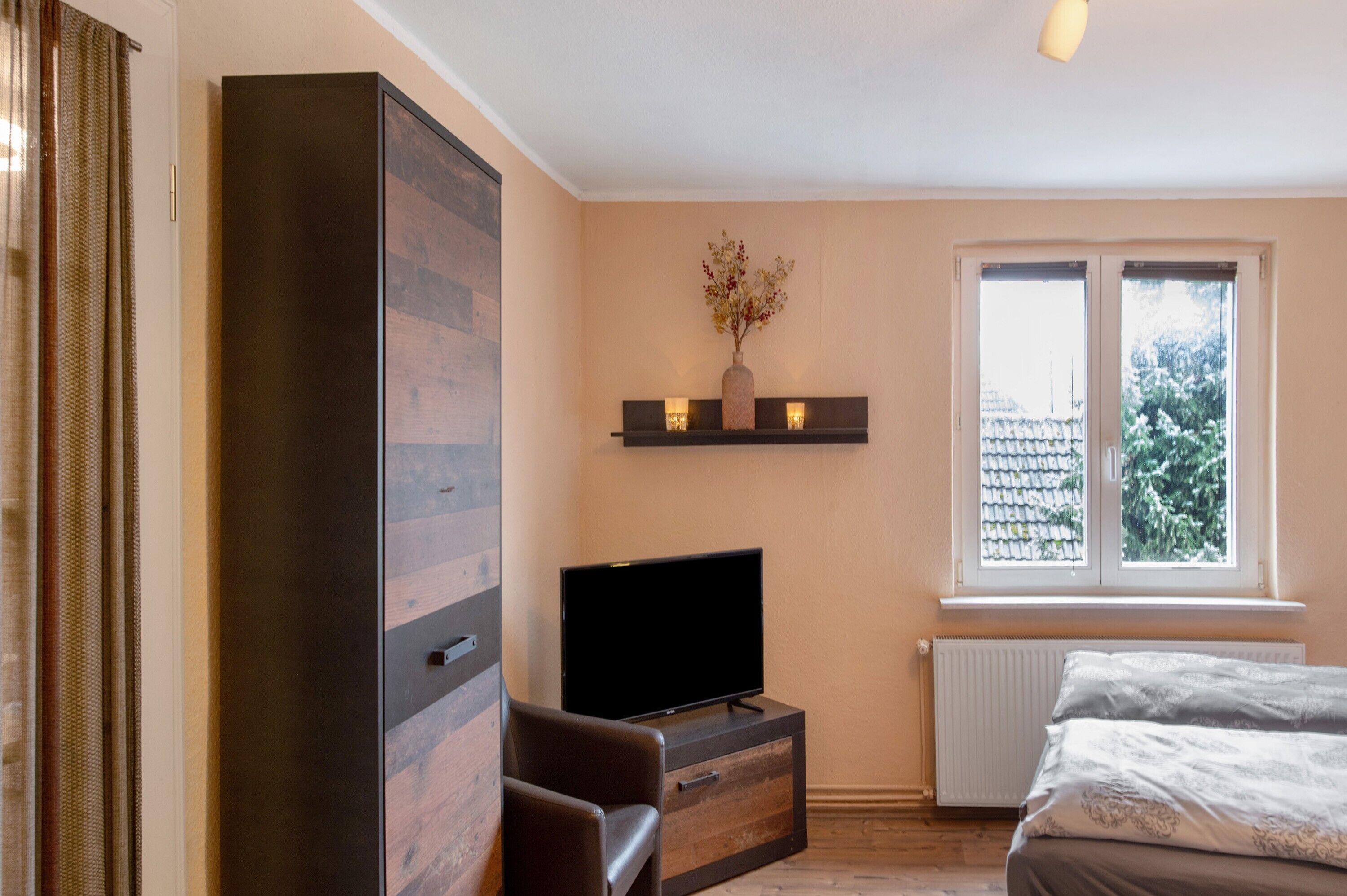 3 bedrooms, free WiFi, bed sheets