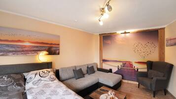 3 bedrooms, free WiFi, bed sheets