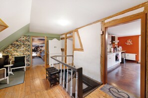 Interior - Apartment 'Alte Schmiede' with Balcony and Wi-Fi (Laage)