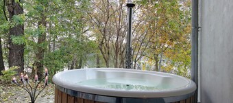 Apartment 'Müncheberg 2' with Private Terrace, Private Garden and Wi-Fi