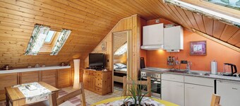 Apartment 'Stoffel' with Private Terrace, Private Garden and Wi-Fi