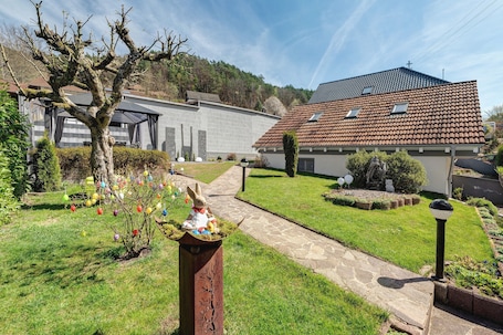 Property grounds. Apartment 'Stoffel' with Private Terrace, Private Garden and Wi-Fi