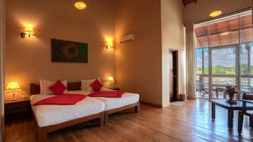 Deluxe Double Room, Garden View | Desk, iron/ironing board