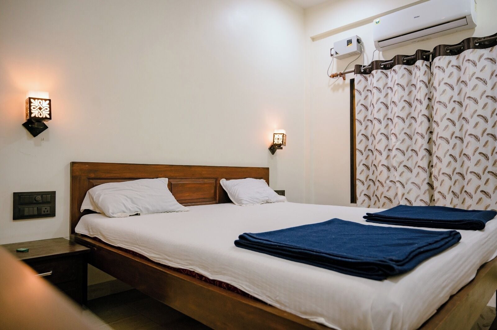 Classic Double Room, Beach View | Free WiFi