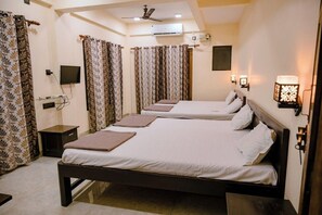 Unclassified image, 4 of 10, button - Rainbow Beach View Resort (Alibag)