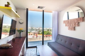 TV, offices