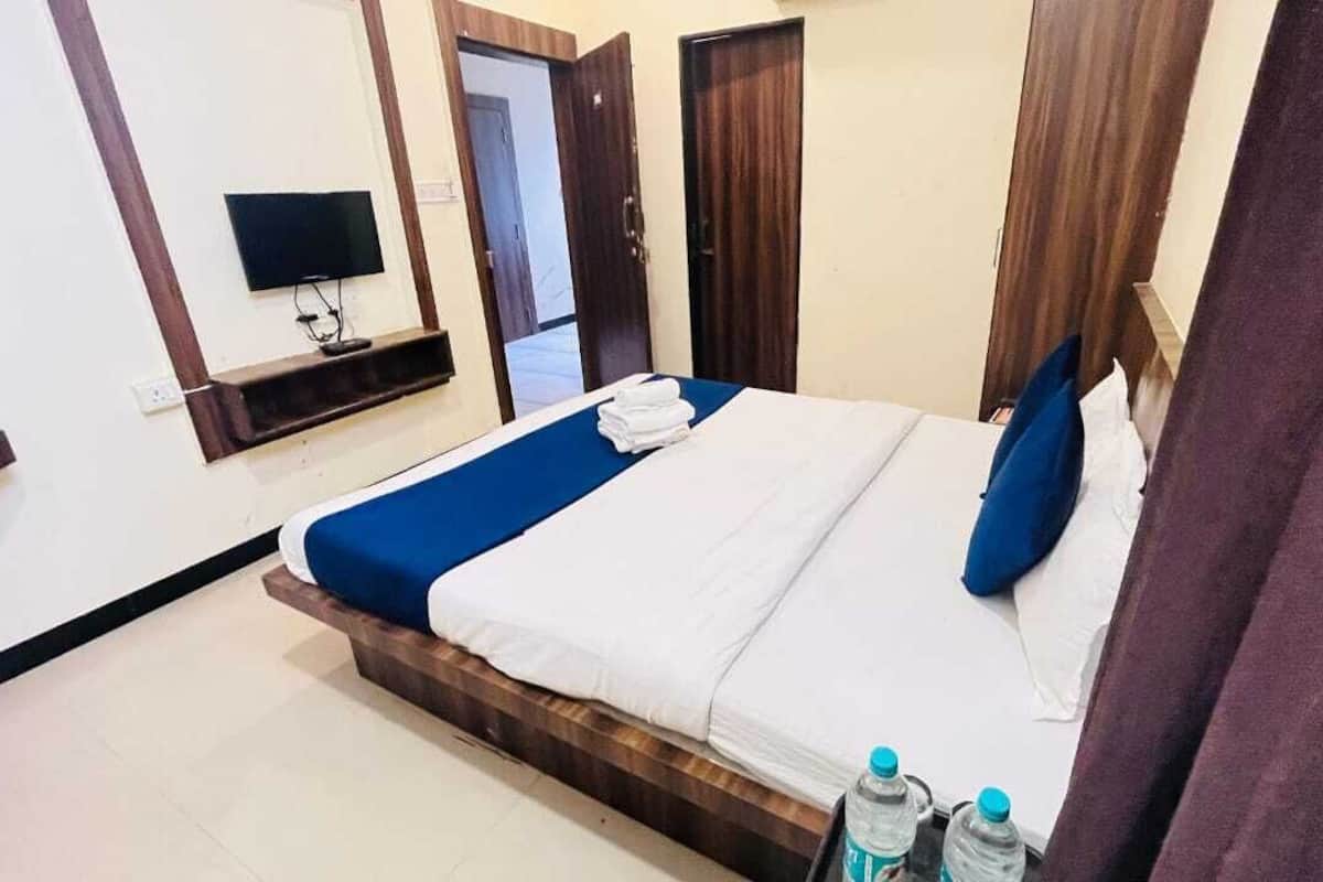 ห้องดีลักซ์ | ตู้นิรภัยในห้องพัก, ห้องเก็บเสียง, เตารีด/โต๊ะรีดผ้า, Wi-Fi ฟรี