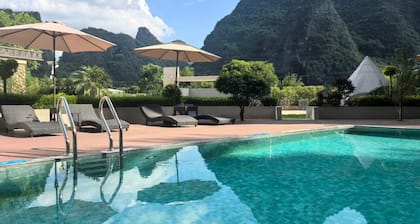 Yulong-Greenery Retreat