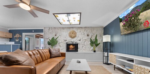 The Gabriel Getaway - 6BR Oasis - An Irvie Home