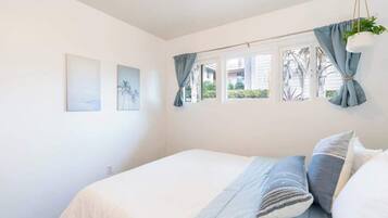 1 bedroom, WiFi, bed sheets