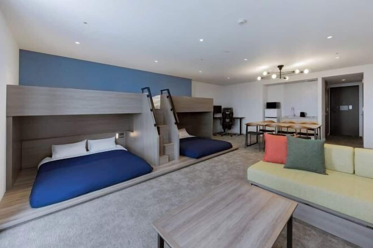 1 chambre, rideaux occultants, Wi-Fi gratuit, draps fournis