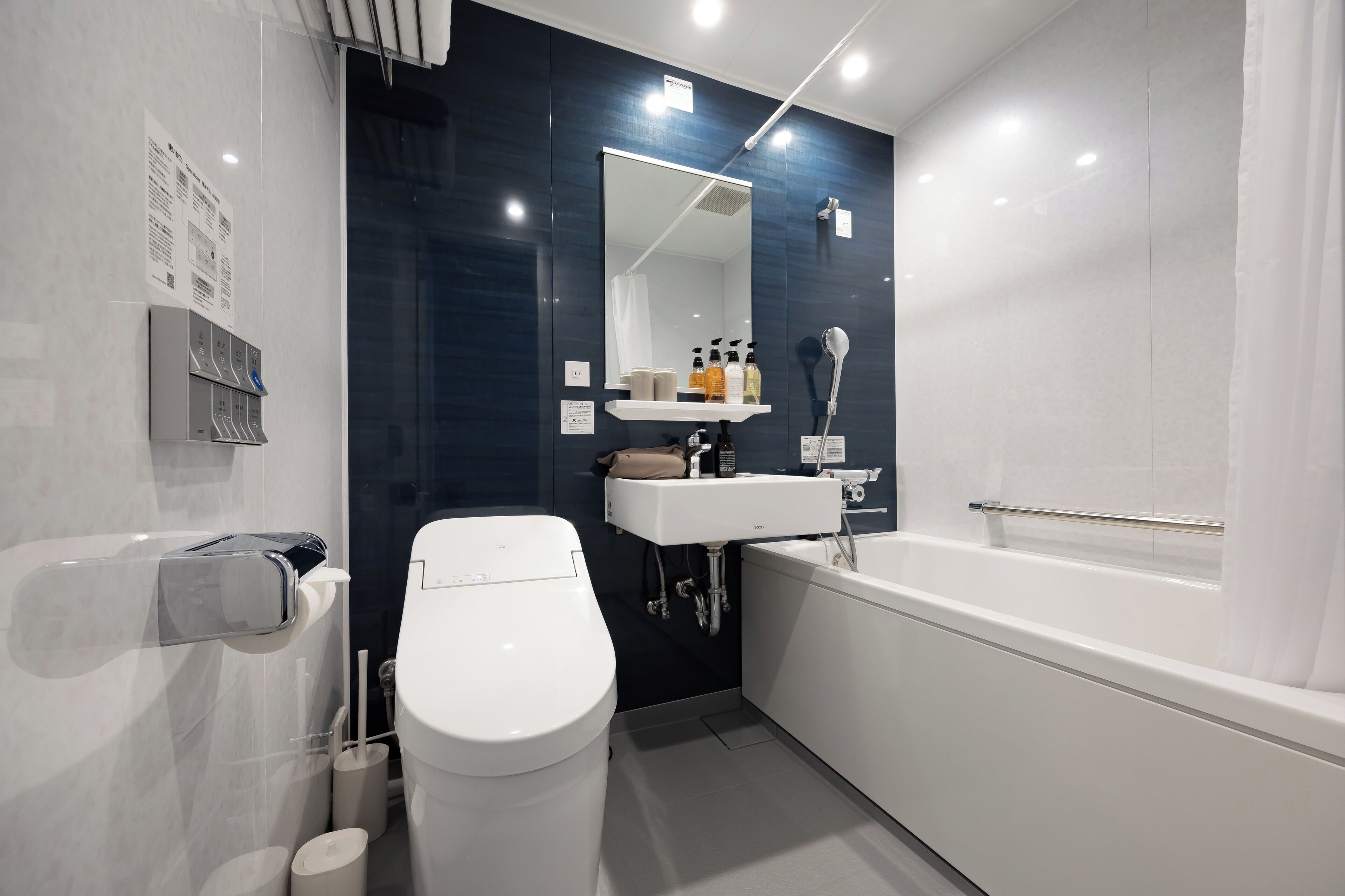 Standard Room | Bathroom | Hair dryer, slippers, bidet, towels