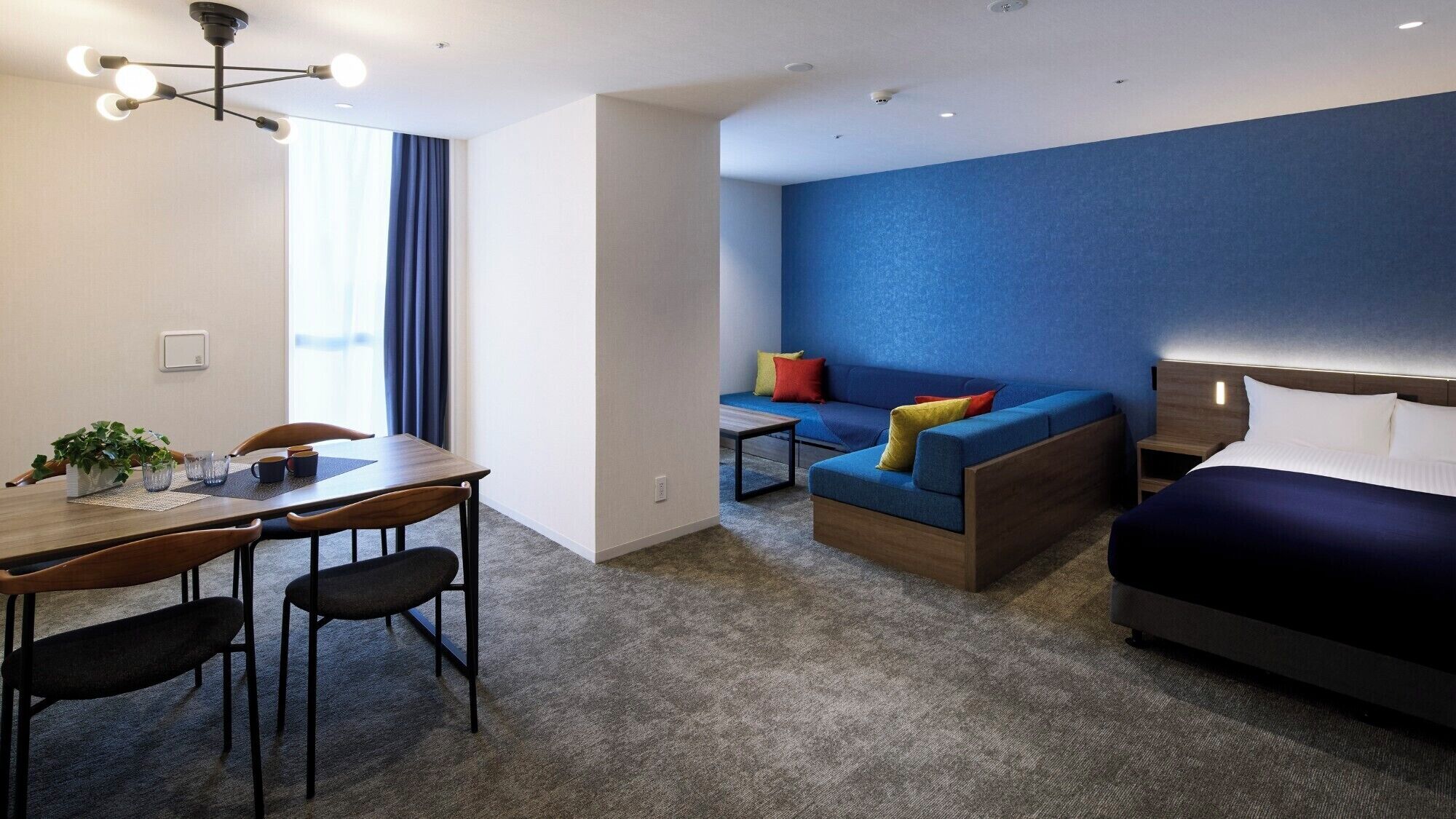 Economy Room | Blackout drapes, free WiFi, bed sheets