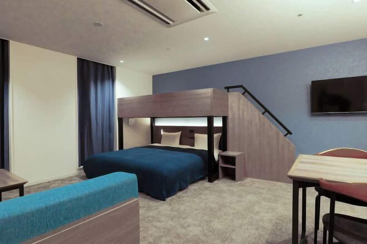 Cortinas blackout, Wi-Fi de cortesia, roupa de cama