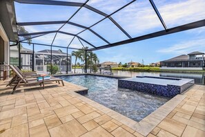 Una piscina riscaldata